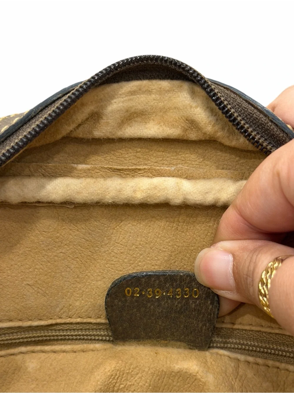 Gucci this handbag